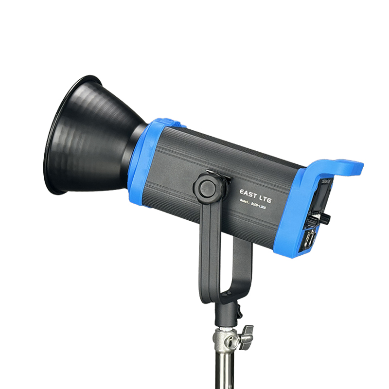 562D-L300单色温COB影视灯300W