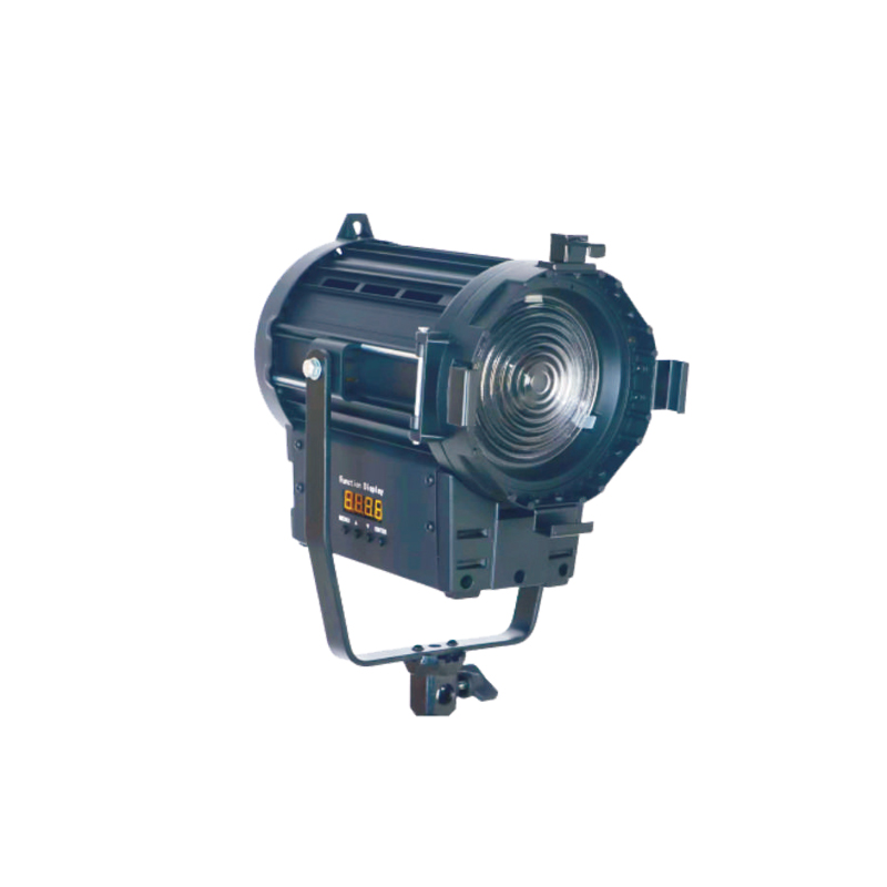356B-70双色温菲涅尔聚光灯70W
